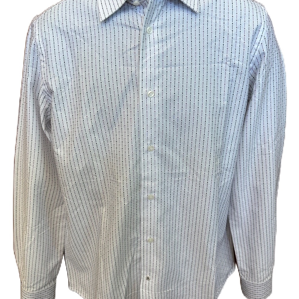 Robert Graham Men’s Button Down Shirt. Size small